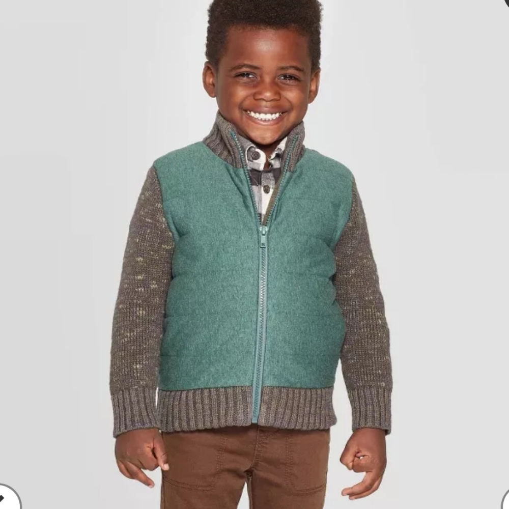 $6 w/bundle! Baby Warm Sweater Jacket Gray & Green